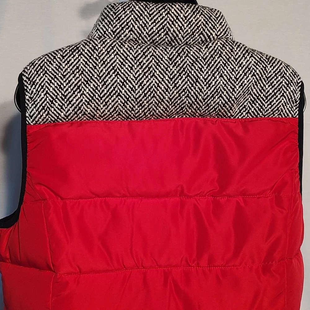 Women's red puffer vest by 'Ruff Hewn'. Size PXL - Picture 6 of 10